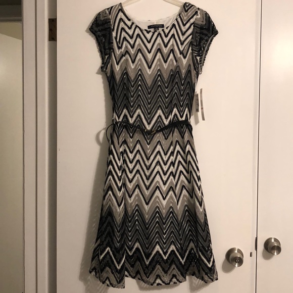 NWT Dress - Picture 2 of 4